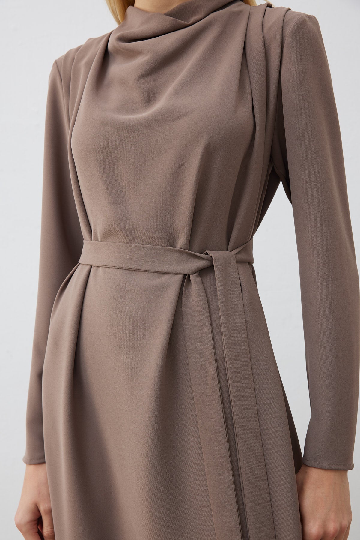 lisa elegantes kreppkleid