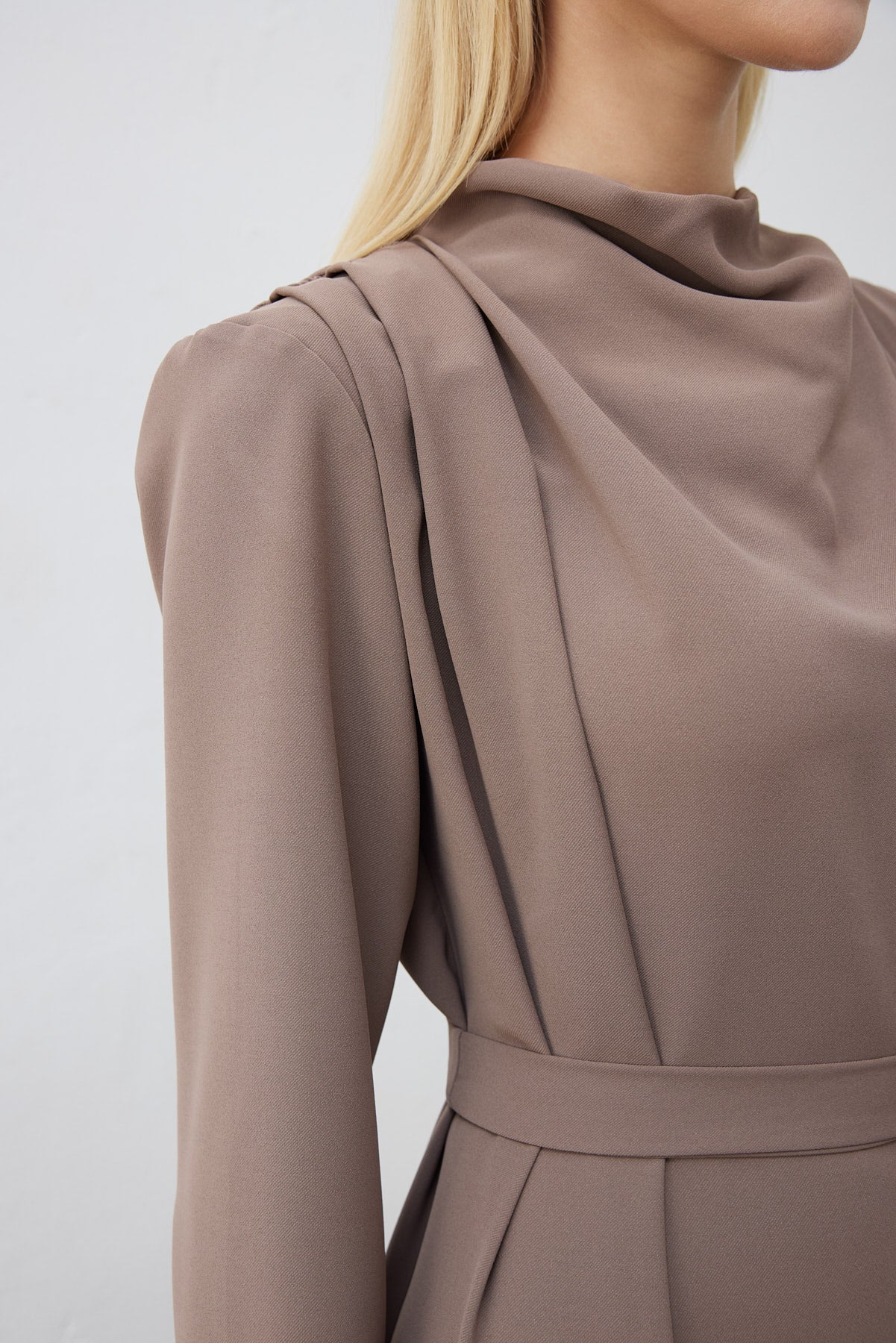 lisa elegantes kreppkleid