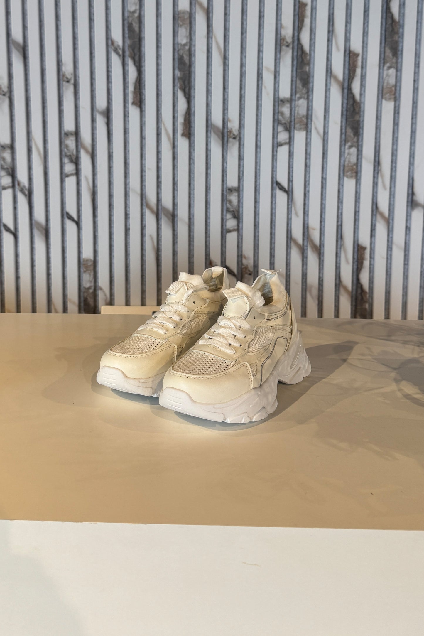 katja sneaker
