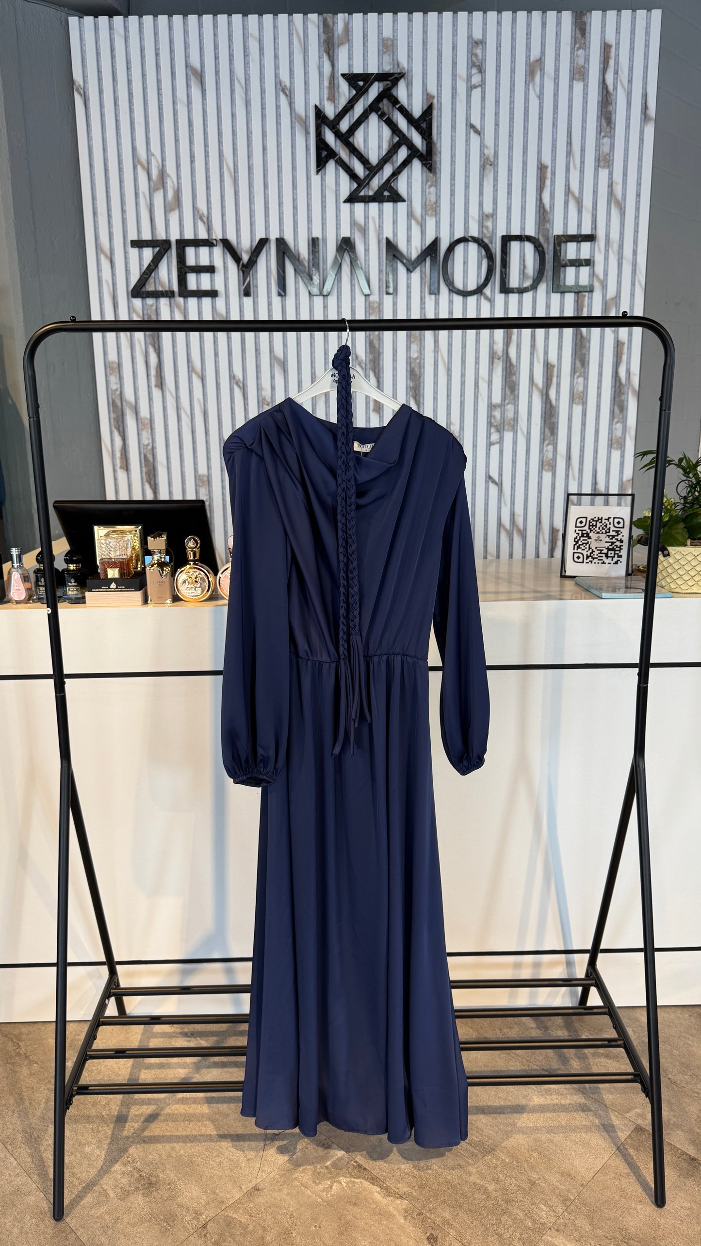 lara abendkleid