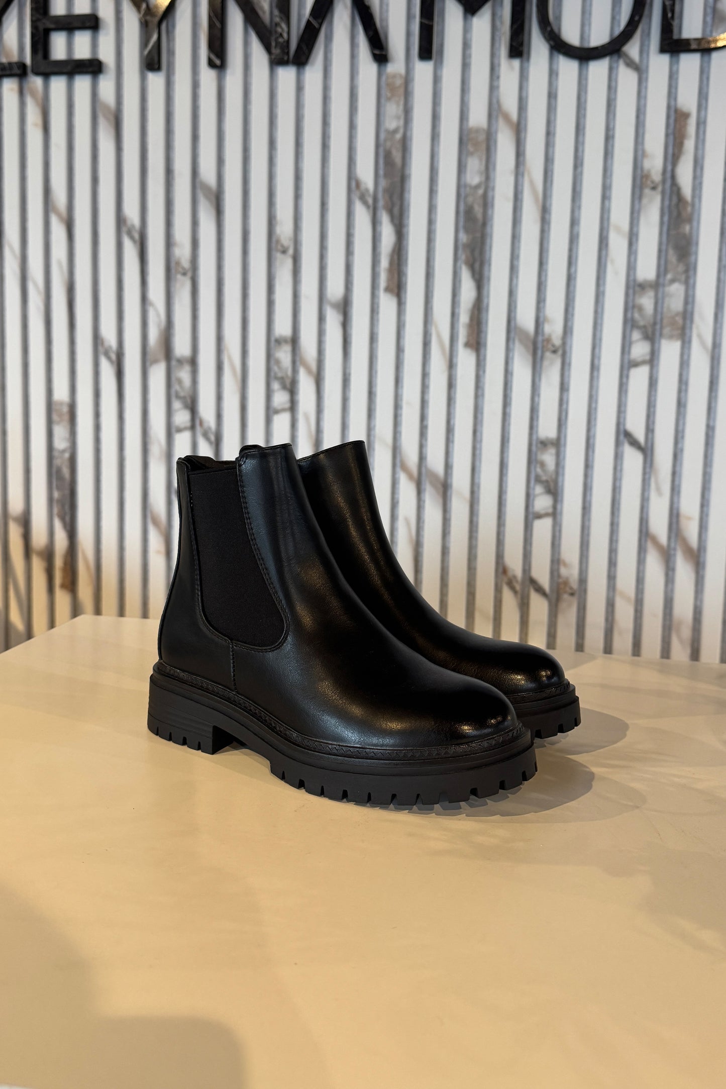 sevim boots