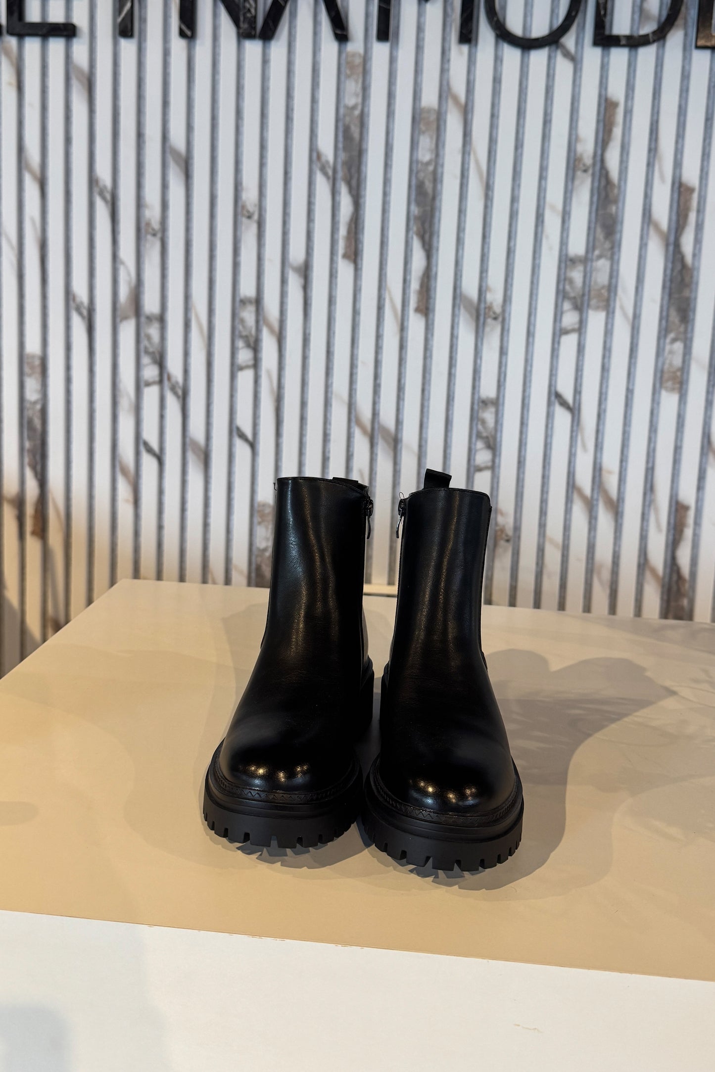 sevim boots