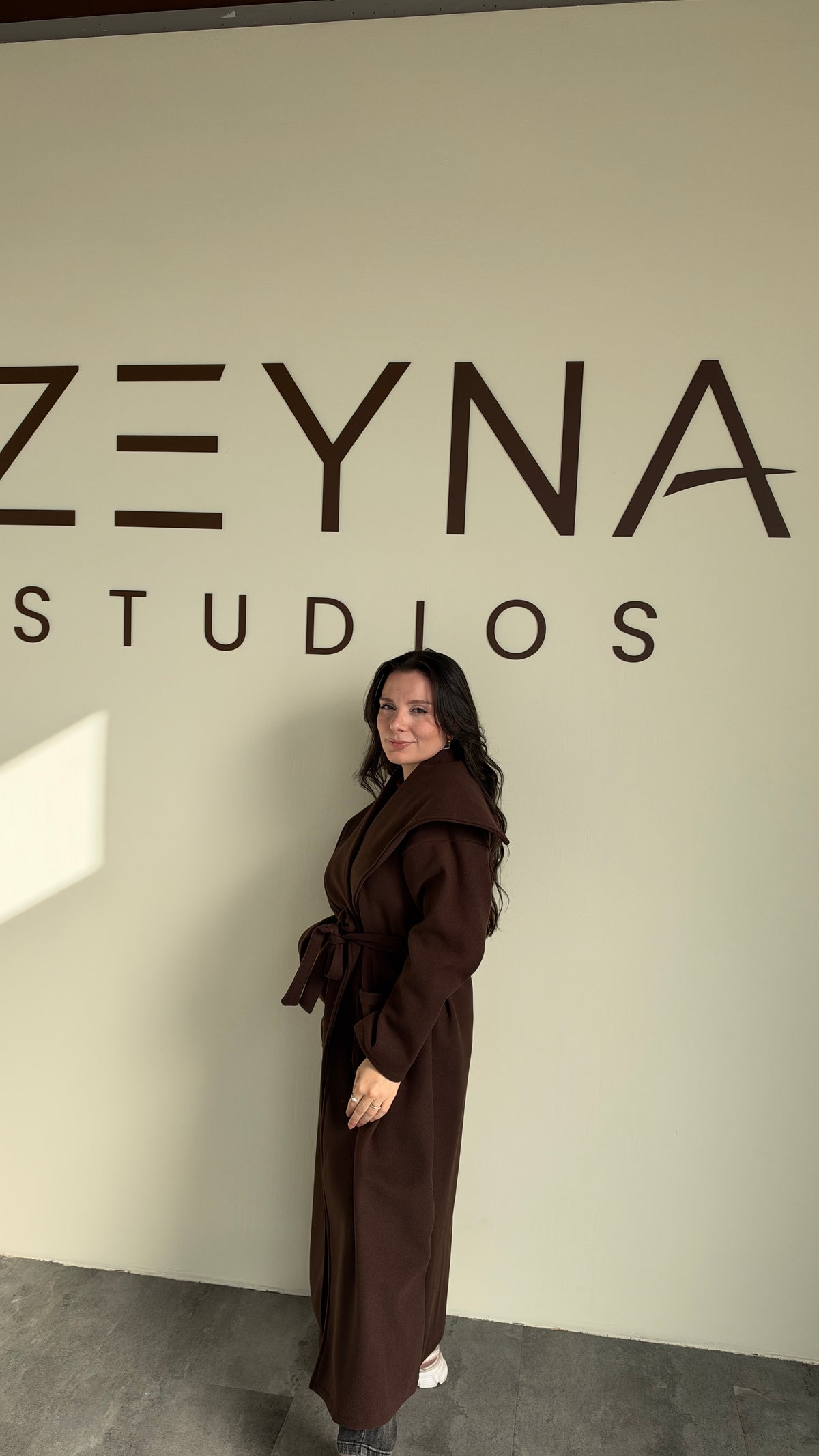 azra mantel