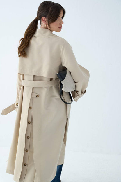 Kathi Trenchcoat