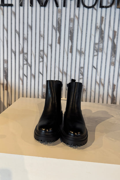 Sevim Boots